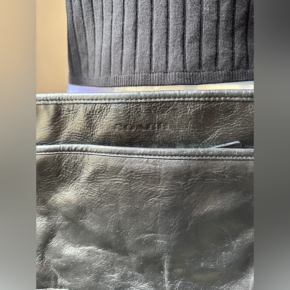 COACH Crossbody Bag - Picture 7 of 9